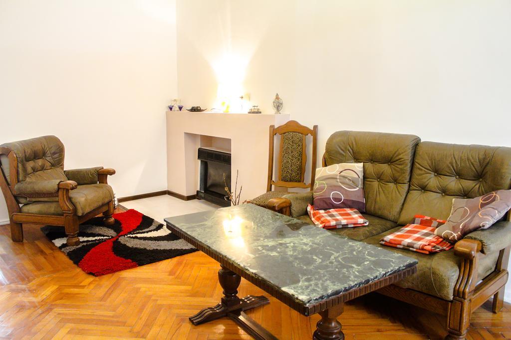 Apartment Liko Тбилиси Екстериор снимка