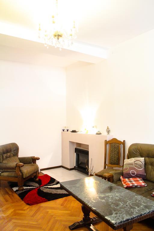 Apartment Liko Тбилиси Екстериор снимка